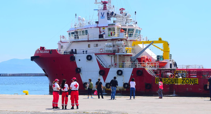 Syrian refugee rescue in Cape Tainaron Summer 2015 2 700
